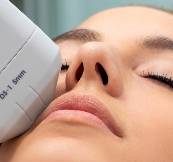 Tratamiento HIFU 3D innovador en WAM Center | Clínica Estética para rejuvenecimiento facial y corporal efectivo.