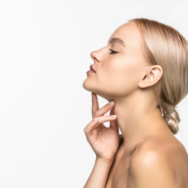 Tratamiento para reducir papada en WAM Center | Clínica Estética. Mejora facial con resultados naturales y seguros.